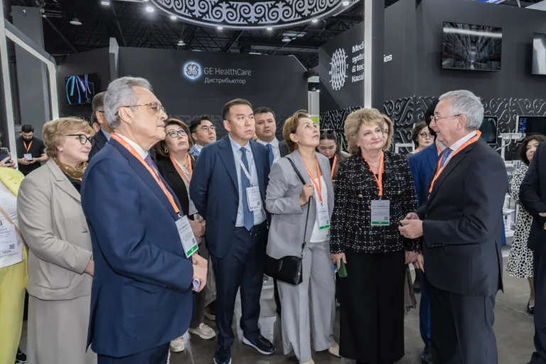 От лучевой терапии до цифровых операционных: МИТ на KIHE 2026 — фото 12